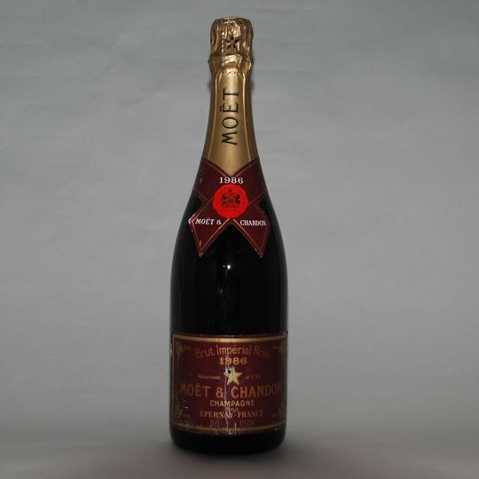 1986Moet-et-Chandon-BI-Rose-01.jpg