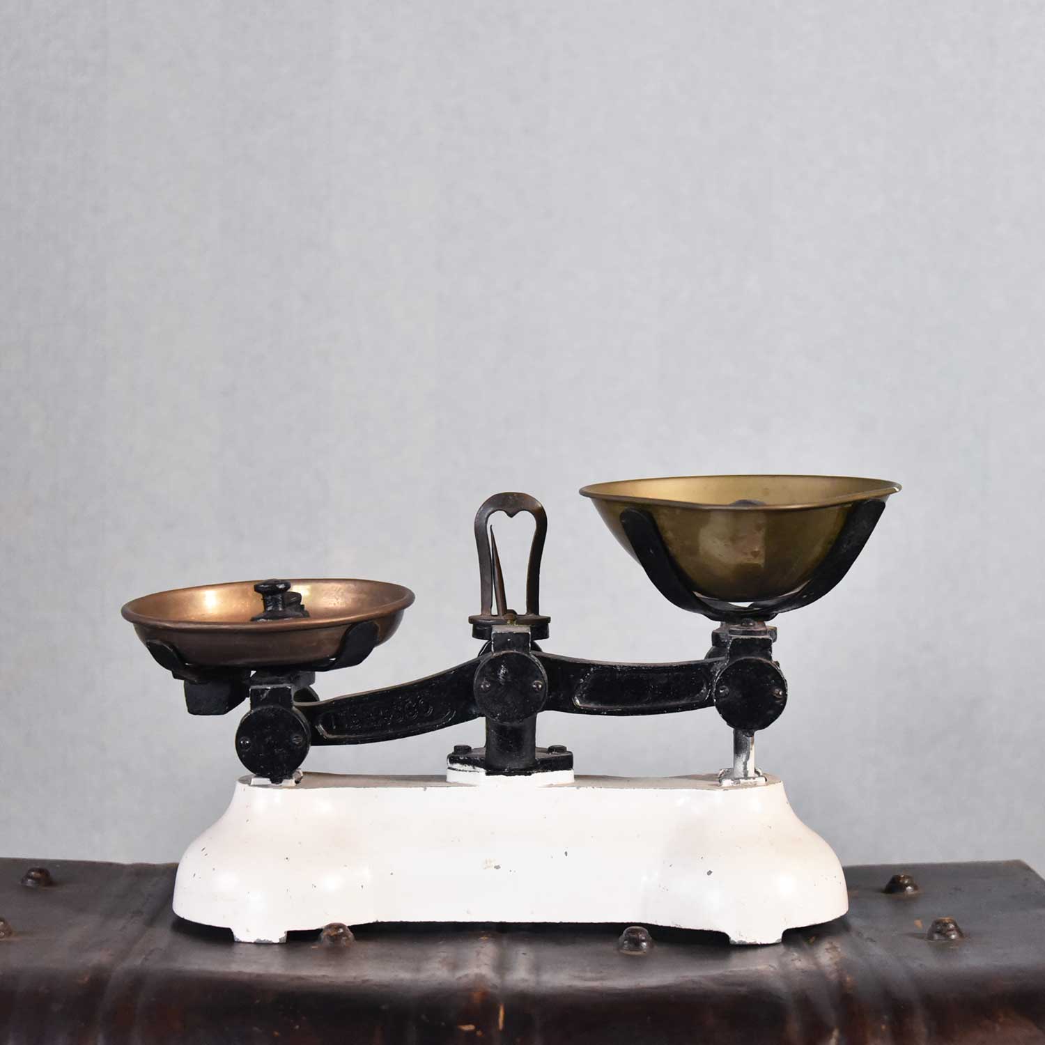 イギリス入荷 上皿天秤 SE-35 – 神戸アンティークウェアハウス