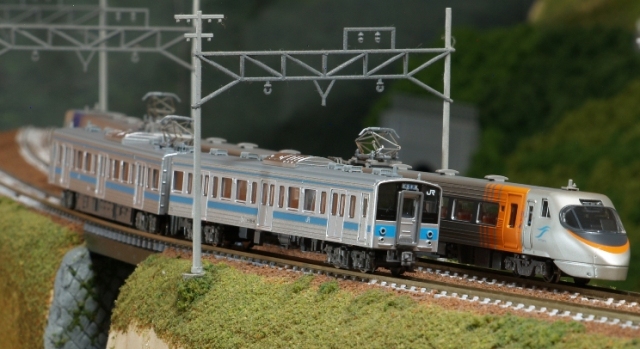 JR四国121系｜Nゲージ図鑑