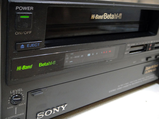 BetaMax SL-HF3000 : AkibaRanger