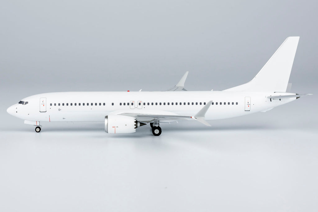 Blank/White Boeing 737 MAX 8 NG Model 92000 Scale 1:200 – PandaFox