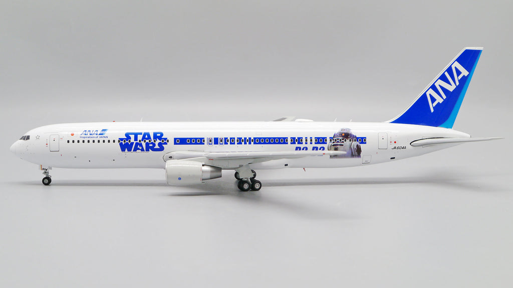 ANA Boeing 767-300ER JA604A JC Wings EW2763005 Scale 1:200