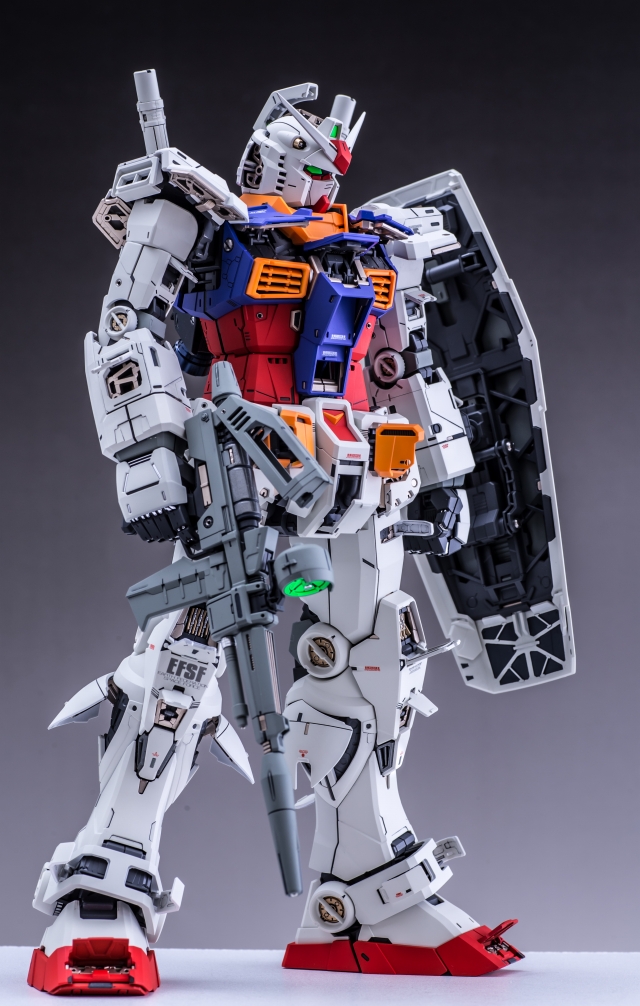 PG UNLEASHED 1/60 RX-78-2 ガンダム X01【ぷらもっち】