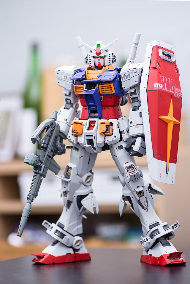 PG UNLEASHED ガンダム 塗装済完成品 アンリーシュド (国内正規品