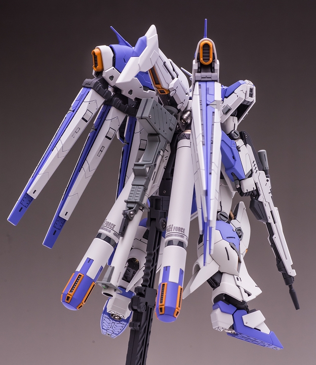 RGハイニューガンダム 完成品 全塗装 RG νガンダム 全塗装 RG Hi-ν