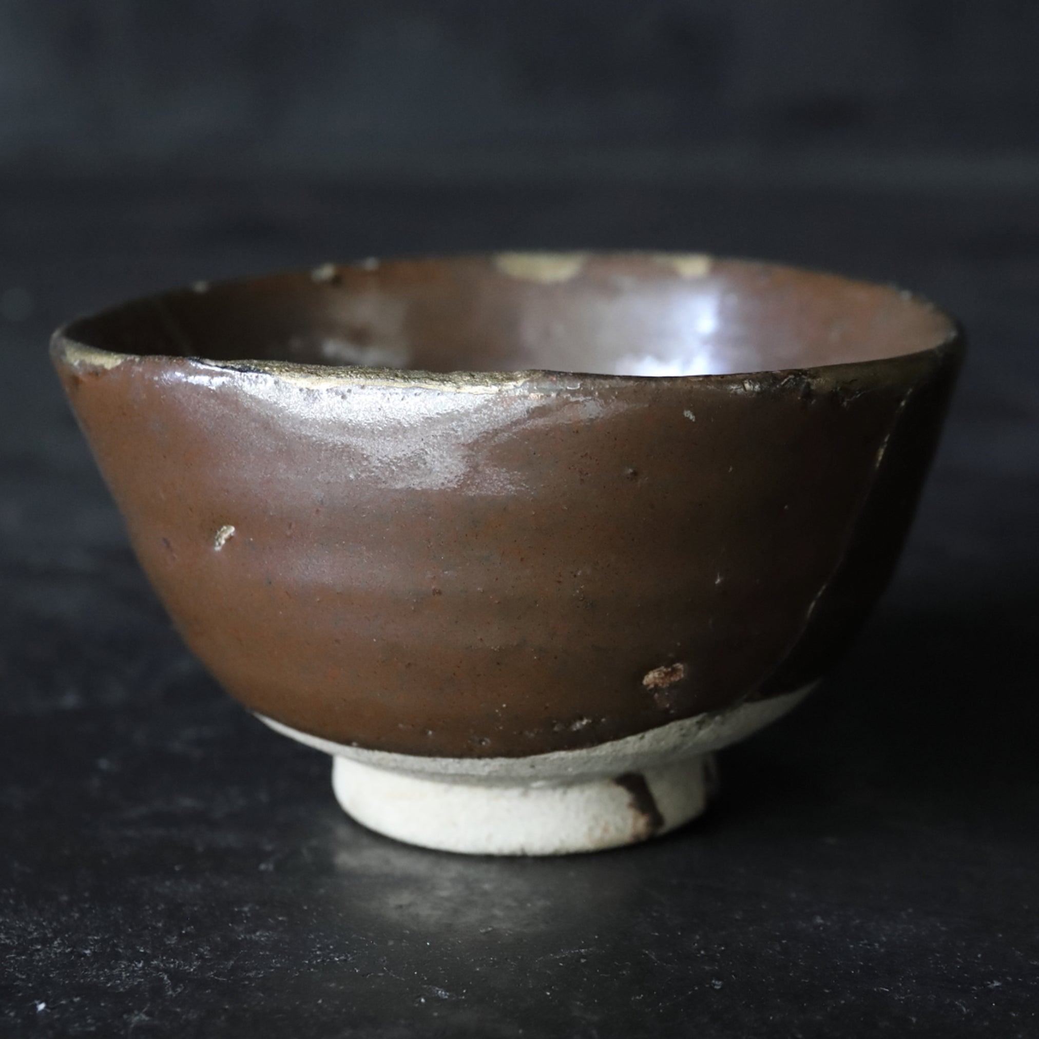 室町時代 古瀬戸 鉄釉茶碗（1336–1573 CE） | 入蘆花（ロカニイル）