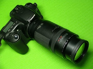 一眼レフレンズ：キヤノン EF100～300mmF5．6 その1