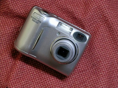 Nikon COOLPIX 5600 シルバー コンパクトデジタルカメラ COOLPIX 5600