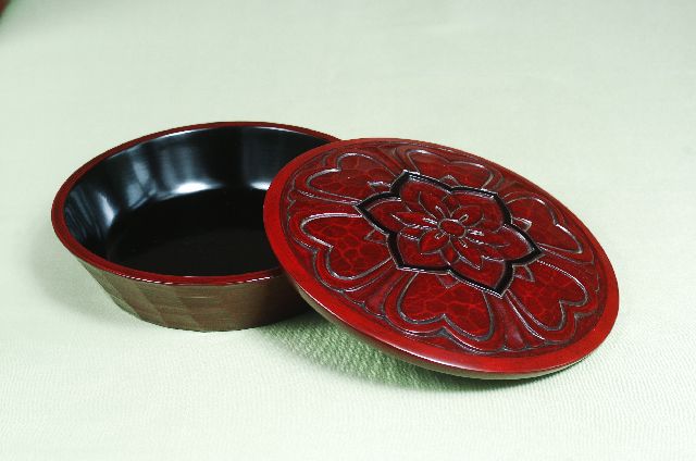 鎌倉彫 浩湖堂 蓋付菓子器 商品詳細 鎌倉彫通販の鎌倉彫どっとコム 浩湖堂
