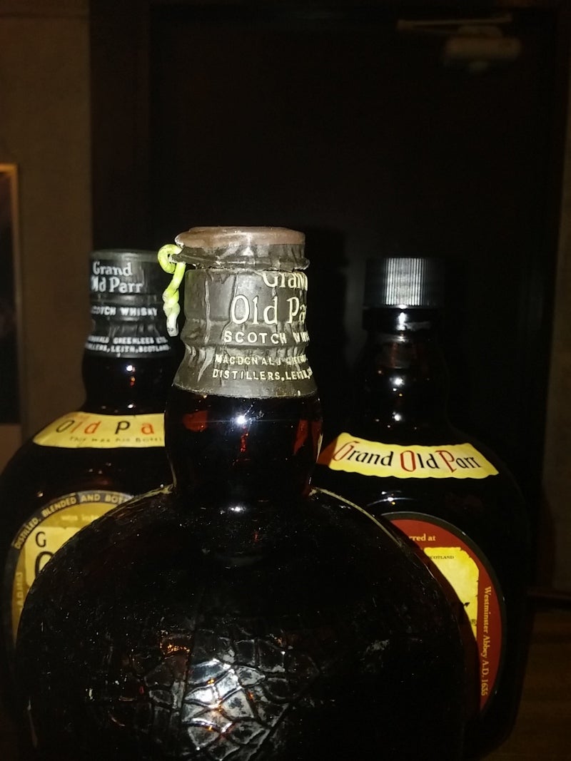 お客様からの好意 ～ オールド・パー （1960年代流通？通称ティン