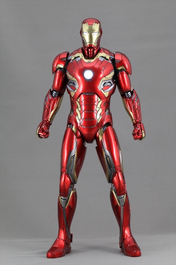 卸売 ホットトイズ アイアンマン・マーク45 ダイキャスト製 未使用