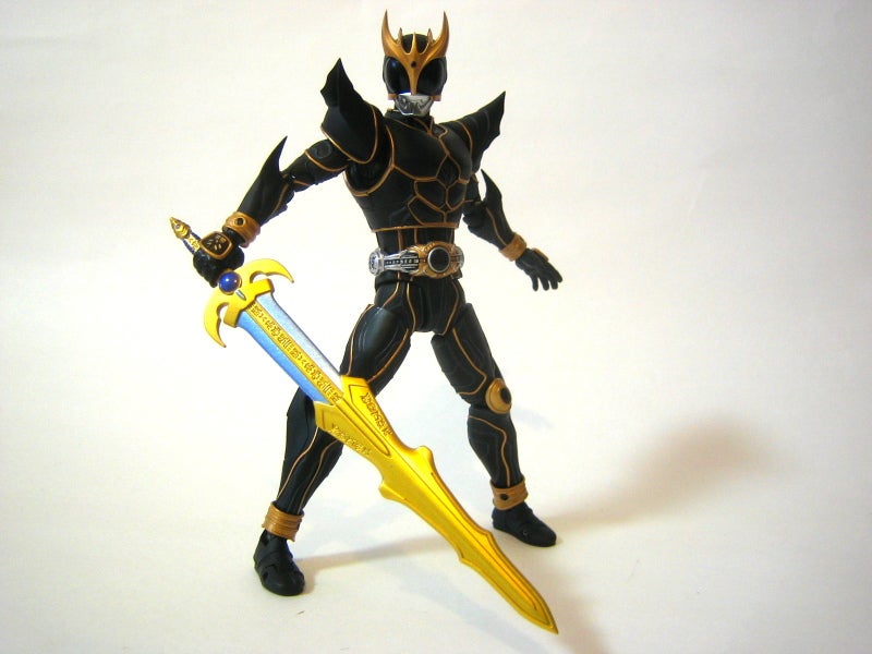 SH 真骨彫製法 クウガ アルティメットフォーム Z S.H.Figuarts(真骨彫