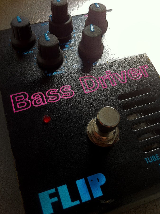 その音、凶暴につき・・・【Guyatone FLIP BB-X BASS DRIVER】 | Life