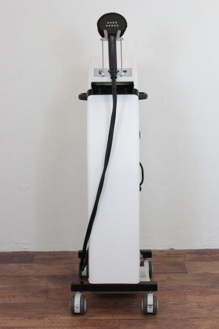 Parrucchi(パルッキー・チコ)※直接引き取り Parrucchi(パルッキー