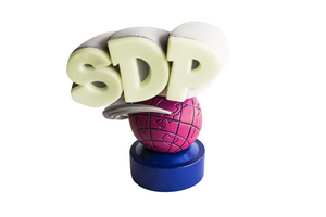 スチャダラパー お馴染み地球儀ロゴがソフビになった 『スチャダラパー