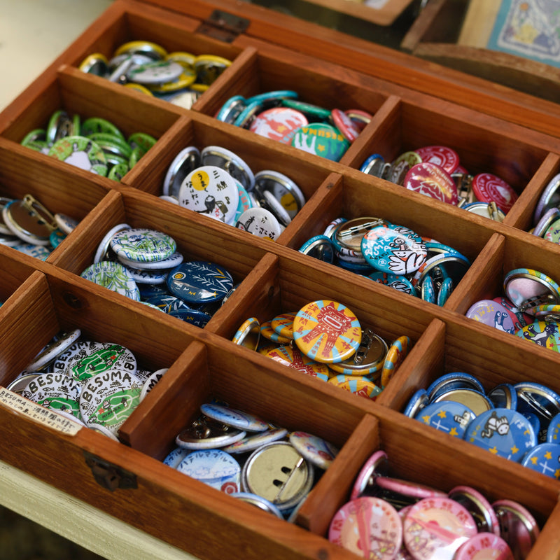 激レア】 わたしのために脱ぎなさいっ！ 缶バッジ 缶バッチ 特典