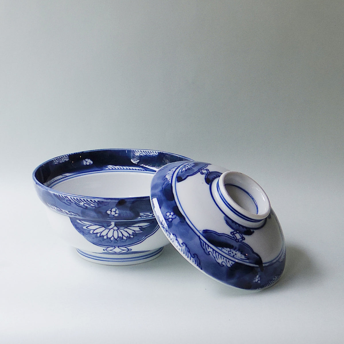 中国 染付 古伊万里 伊万里 ミツ丼 中国 染付 古伊万里 伊万里 ミツ丼