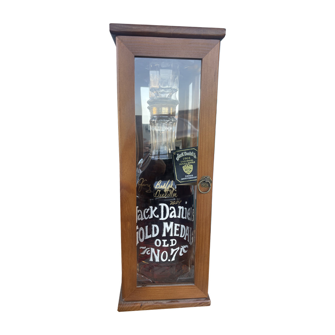 Jack Daniel's 1904 Gold Medal Replica 100th Anniversary Wooden Box