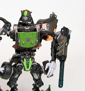 RA-28 NESTオートボットラチェット・デラックスクラス