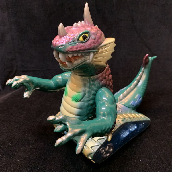 2020年8月16日開催の「第三回 創作ソフビ決起集会」にてまんだらけ製