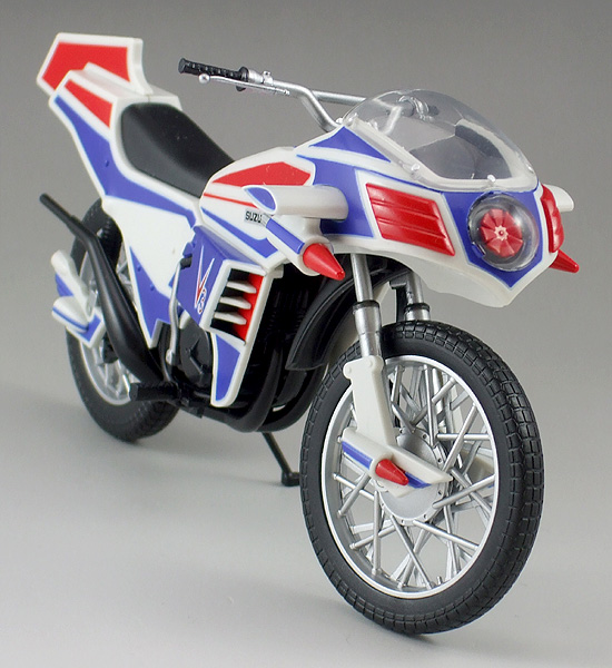 バンダイ 真骨頂v3 ハリケーン Amazon.co.jp: ハリケーン ライダーV3