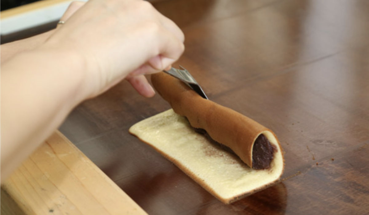 04手焼き体験experience - 津和野源氏巻山田竹風軒 山陰の小京都