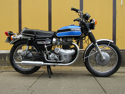 KAWASAKI W1-SA〔650〕｜秀逸なる、世界のクラシックバイクが集結する
