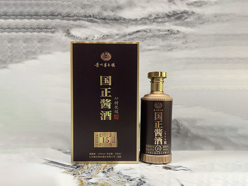 國台 正宗醤香 高級白酒