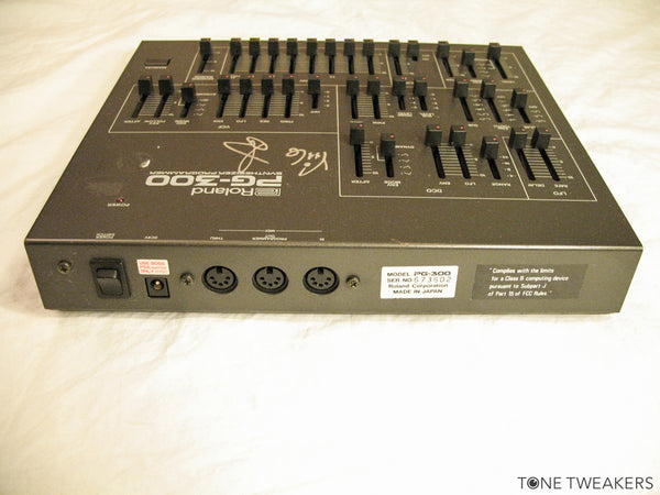 Roland PG-300 For Sale – Tone Tweakers Inc.