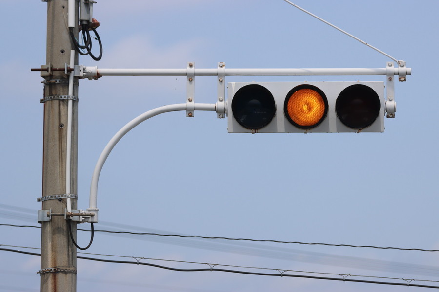 信号機本物小糸工業製の車両信号機LED コイト電工 製品・技術│交通