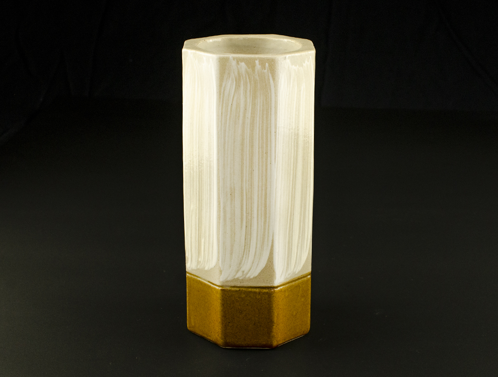 明石庄作 刷毛目花紋角鉢 器 人間国宝 美術品☆K1591B 明石庄作 刷毛目