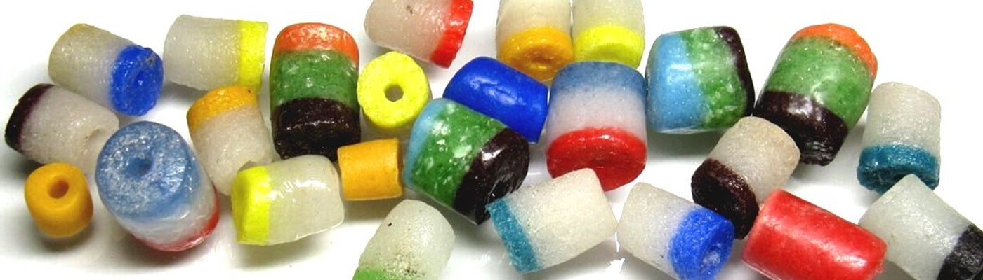 アフリカとんぼ玉 ヴィンテージ レインボーリボン 一連(12個