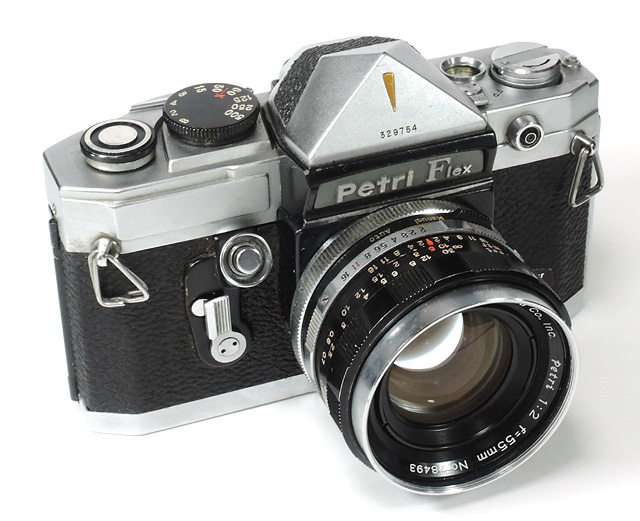 Petri Penta フィルムカメラ 50mm f/2 Petri Penta フィルムカメラ