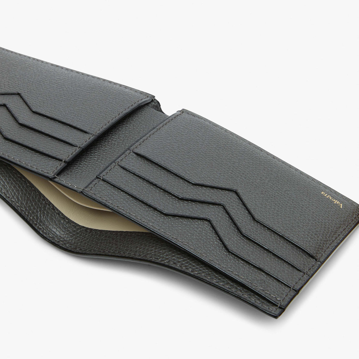 二つ折り 6カード – Valextra - ヴァレクストラ 公式オンラインブティック