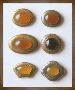 オート ジュエラー・アキオ モリ／商品の紹介 鼈甲のブローチ