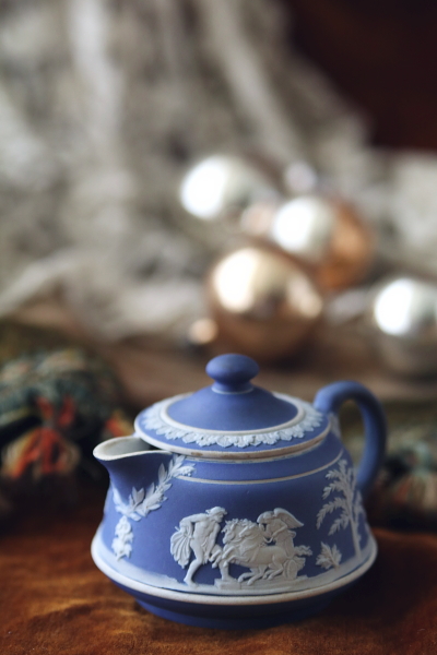 イギリスアンティーク ウェッジウッド ジャスパー ティーポットと