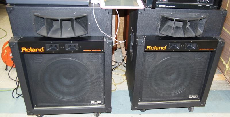 Roland sr120s 200w 大迫力スピーカー Roland sr120s 200w 大迫力