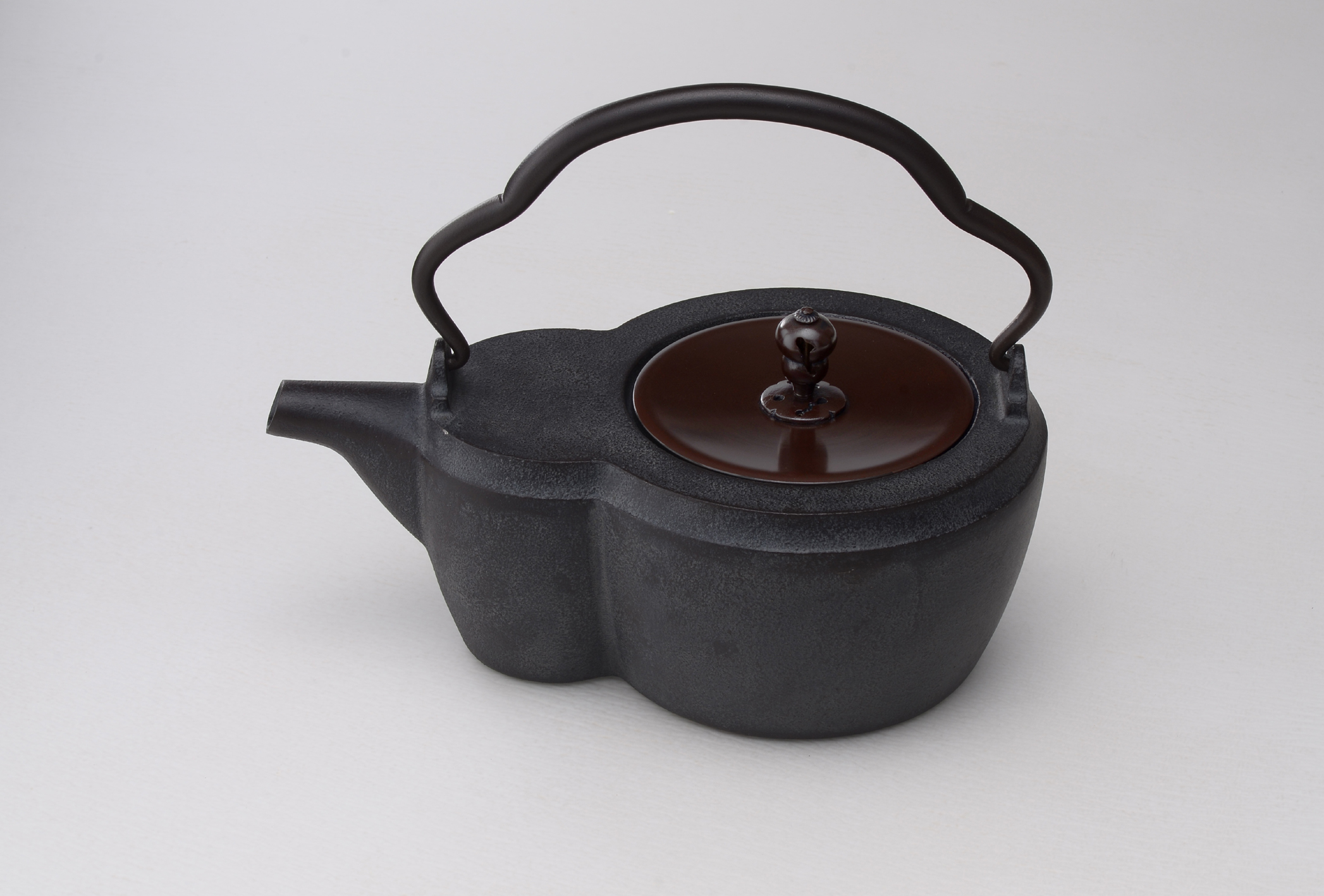 タヌキ型 鉄瓶 鋳鉄製 約20cm タヌキ型 鉄瓶 鋳鉄製 約20cm Yahoo