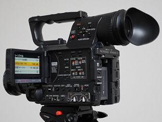 Panasonic AG-AF105A 業務用ミラーレスビデオカメラ】 パナソニック