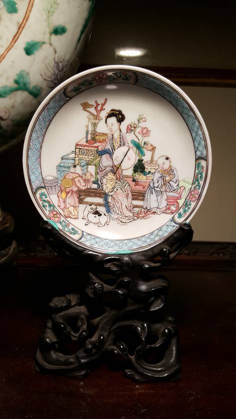 清時代 雍正年製在銘粉彩色絵『人物物語文』飾壺/ 花器