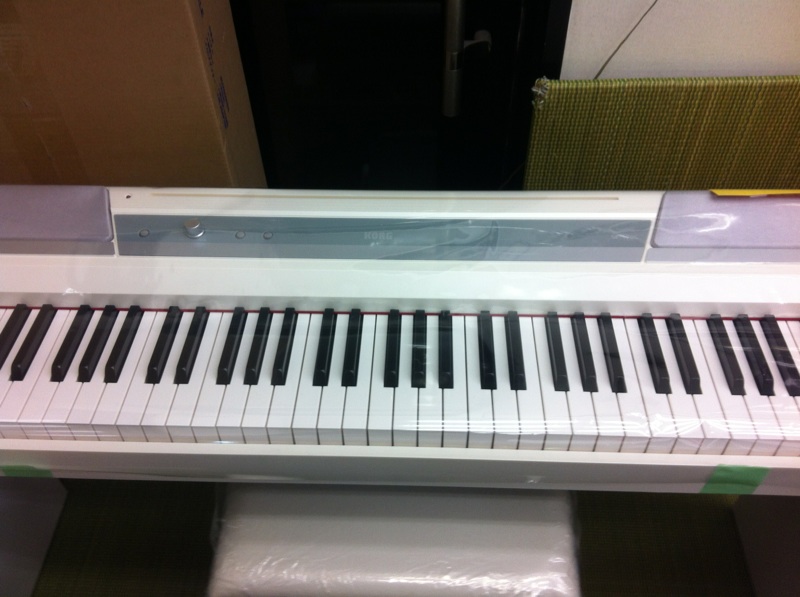 KORG 電子ピアノ 88鍵 SP-170S 2013年製 譜面台・ACアダプタ・ペダル
