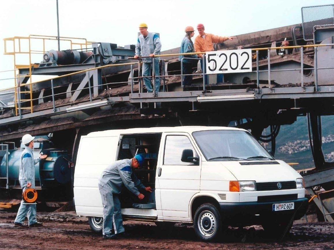 T4（Transporter T4） | GAKUYA フォルクスワーゲン アミューズメント