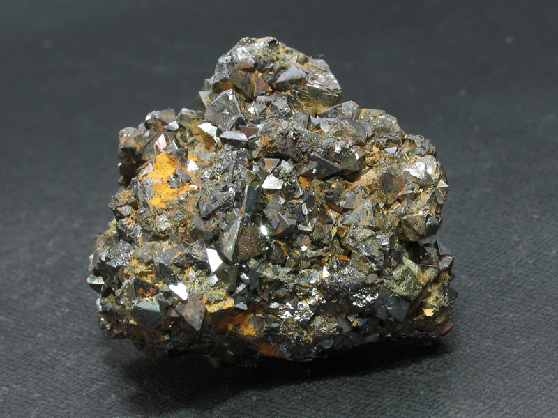 MAGNETITE マグネタイト 磁鉄鉱 栗生 - クリスタルポケット