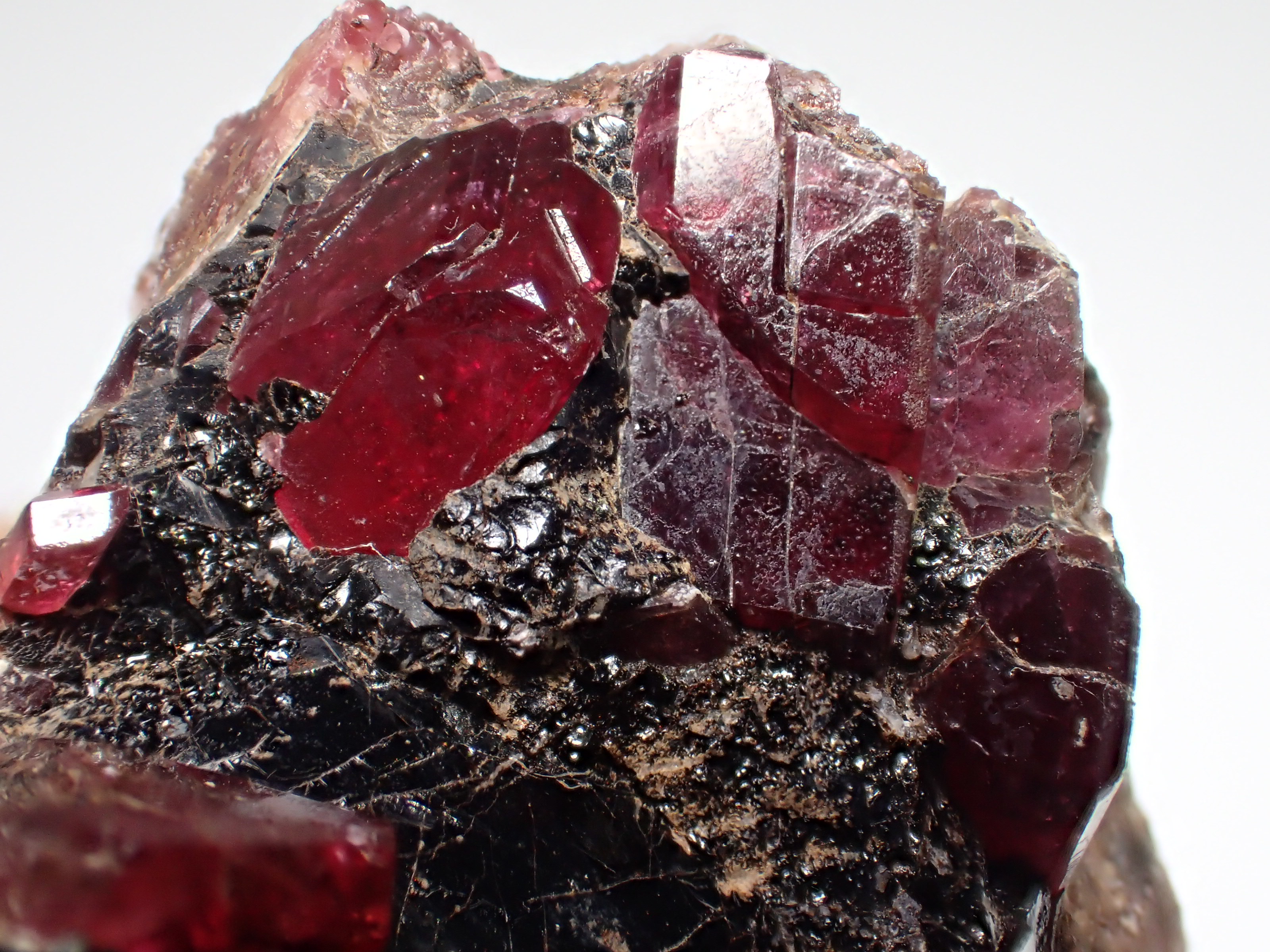 パイロクスマンガン鉱 Pyroxmangite 鉱物たちの庭 国産鉱物 パイロクス