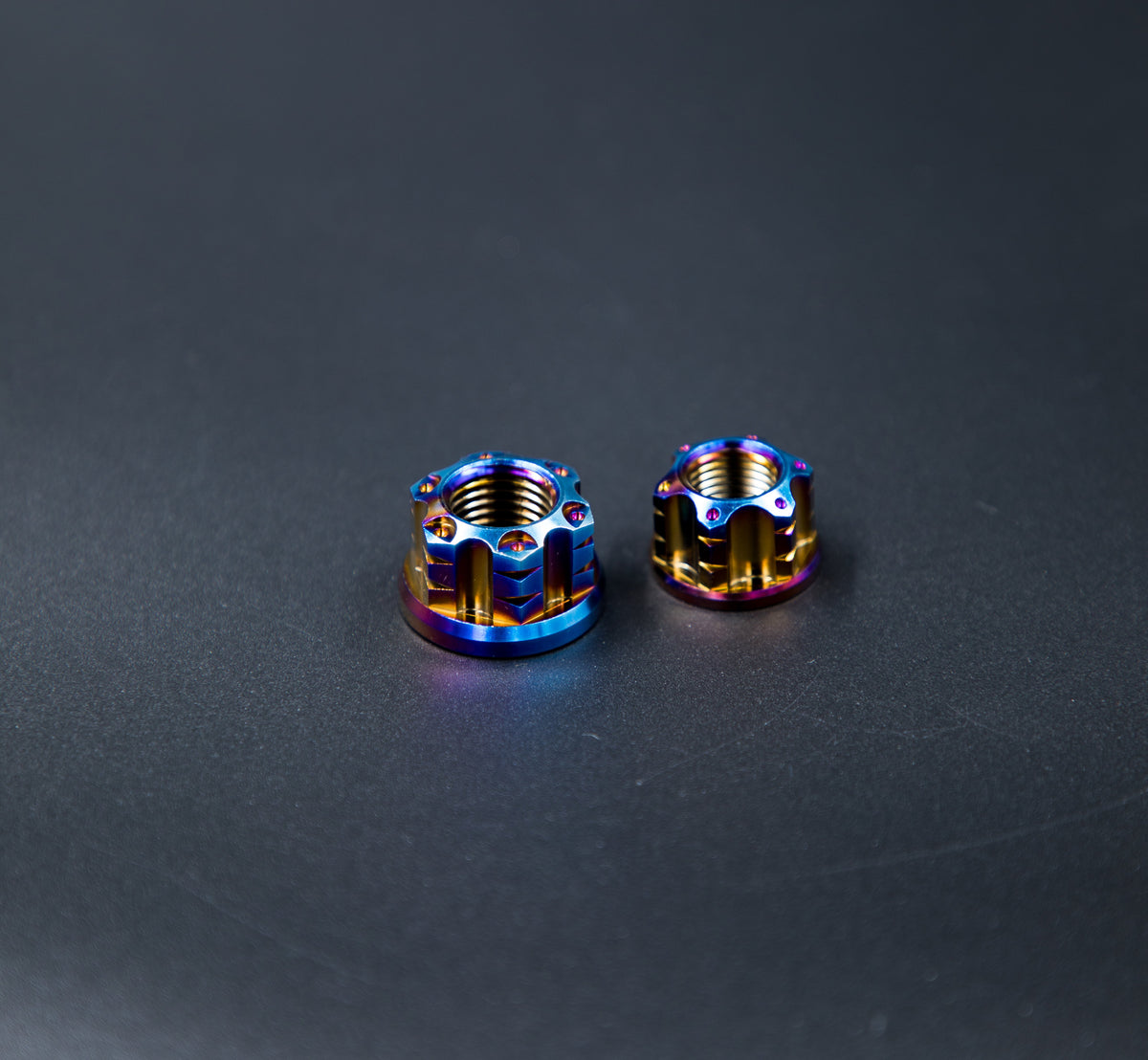 Rear Axle Nuts R/RX, S2, ZX – Flow Carbon