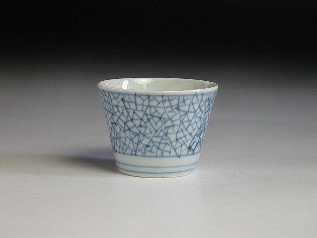 古美術 三樹 - 古伊万里 氷裂文小振蕎麦猪口 | 古美術品専門サイト