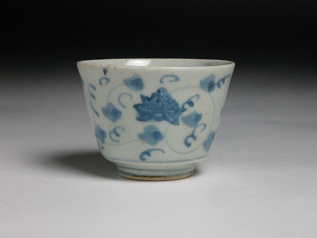 古伊万里 蕎麦猪口 無傷完品 蘇轍 印判 宝珠 軍配 団扇 経巻 宝巻 太湖