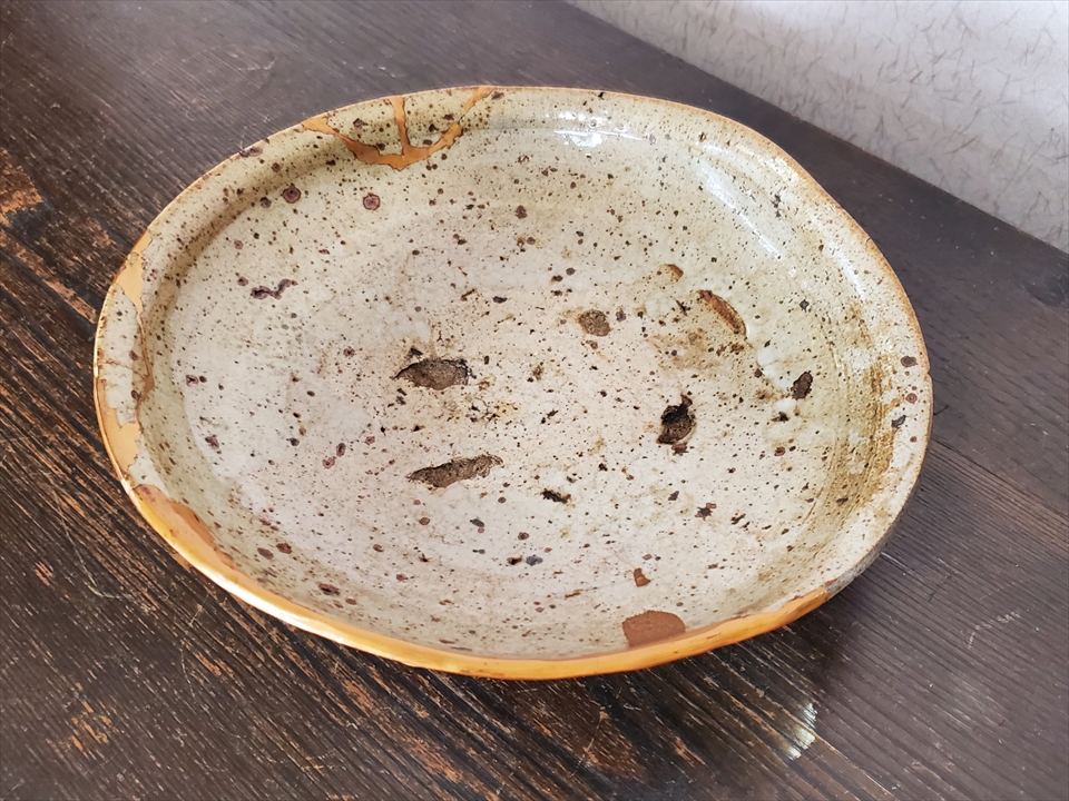 緑色の陶器皿 古唐津 骨董品 古美術 緑色の陶器皿 古唐津 骨董品 古美術