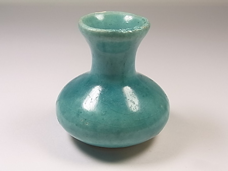 ペルシャ青釉小壺