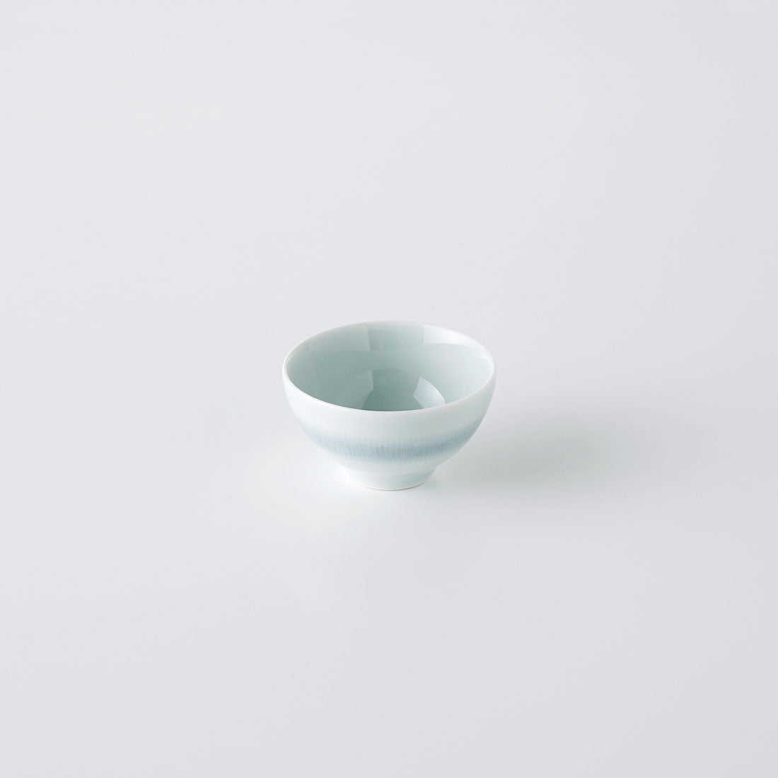 朝霧 ぐい呑み 青白釉 | 白山陶器直営オンラインストア